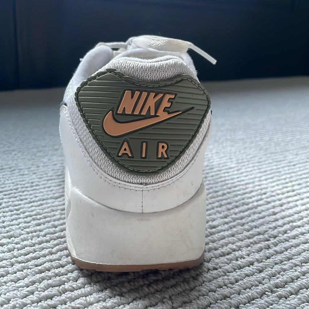 Custom Air Max 90s in 11.5 - Picture 4 of 4